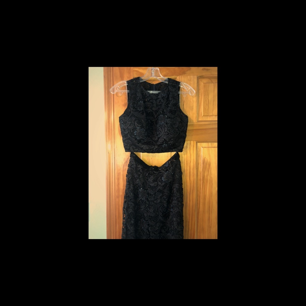 Size 2 Black Lace Prom Dress Size 2 NEVER WORN